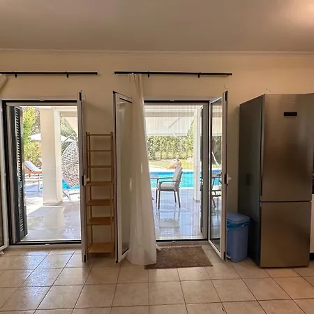 The White Nydri (Lefkada)